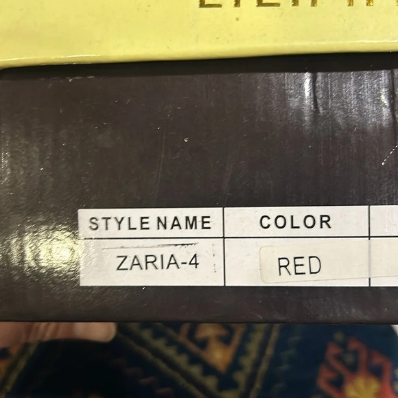 Liliana Zaria 4‎ Women Red Satin Platform Ankle Strap Rhinestone Pencil Heel NIB - Picture 11 of 11